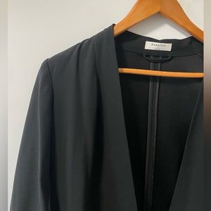 ARITZIA POWER HIP BLAZER